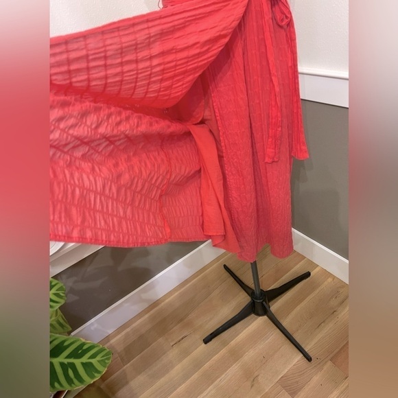 A New Day Faux Wrap Dress Sz Small Coral Ruffle Sleeve PINK Midi Textured Lined - Picture 7 of 12